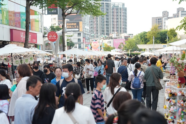 府中廣場攤位市集